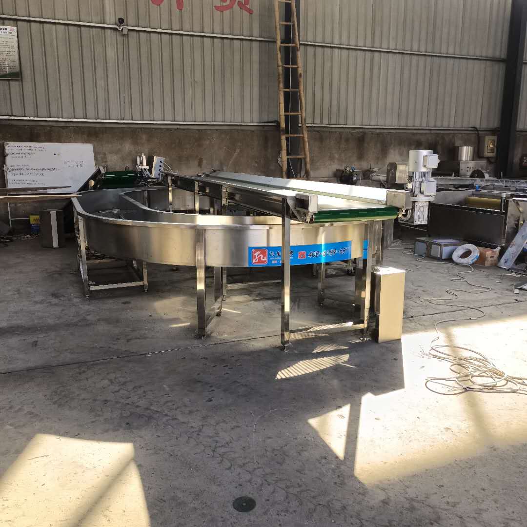 蓮藕蘿卜牛蒡全自動(dòng)提升旋轉(zhuǎn)修削轉(zhuǎn)盤(pán)挑選輸送線(xiàn) (5).jpg